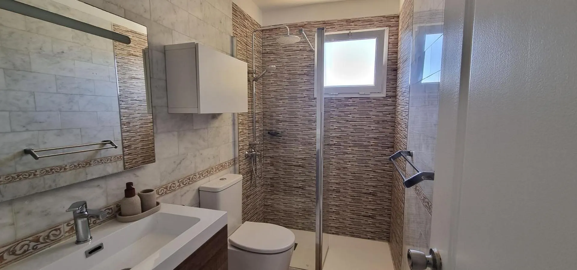 Apartment Fabuloso Centrico Piso Arona  Spain