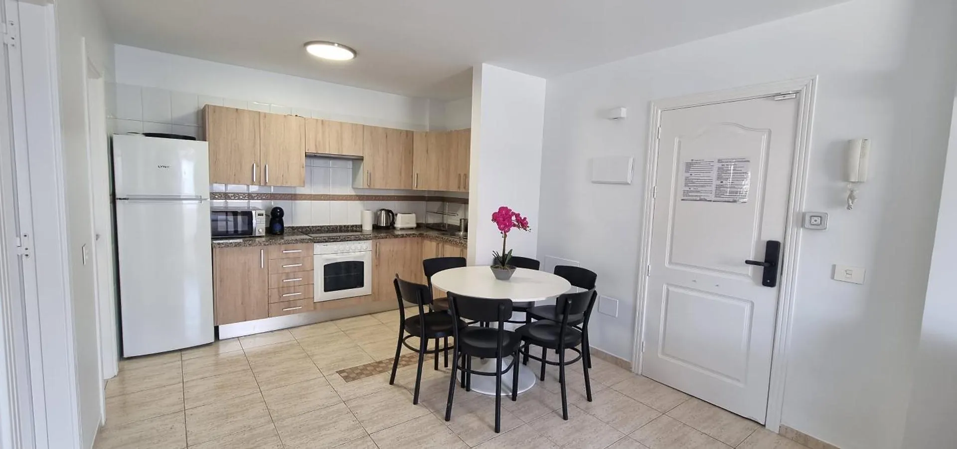 Apartment Fabuloso Centrico Piso Arona